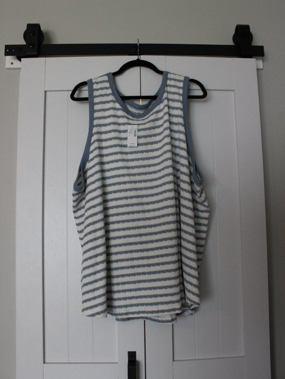 NWT Maurices 4X Blue & White Striped Tank Top